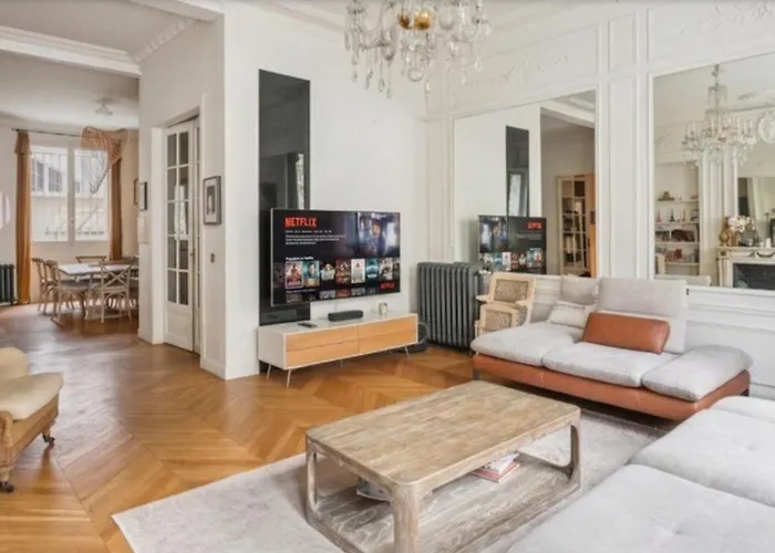 3 Bedroom Champs De Mars Eiffel Tour View דירה *