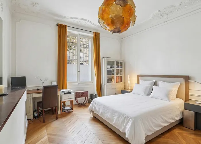דירה 3 Bedroom Champs De Mars Eiffel Tour View *
