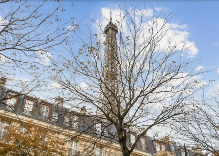 3 Bedroom Champs De Mars Eiffel Tour View * פריז